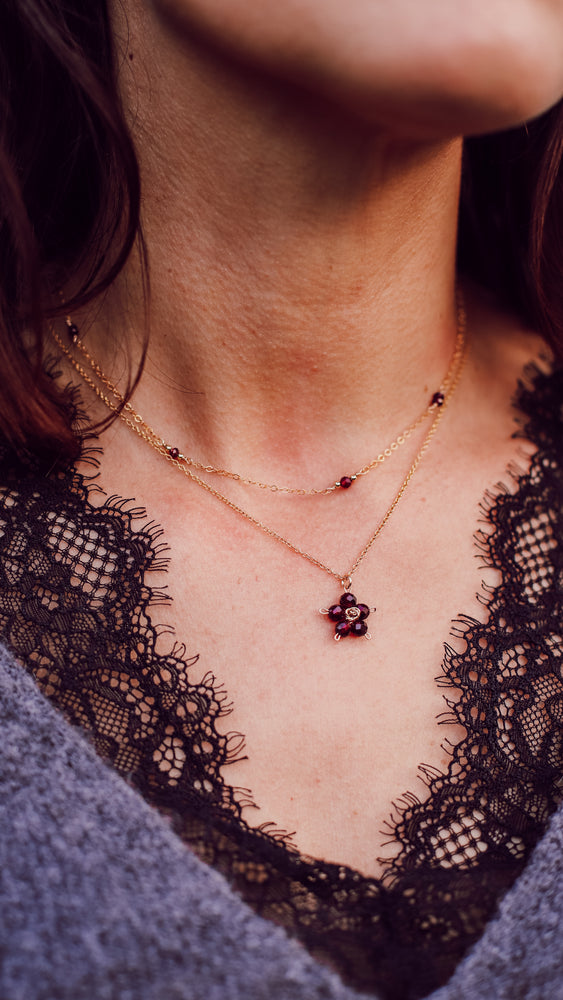 Collier Grenat ras-de-cou chaîne