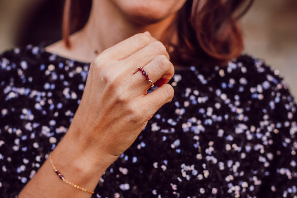 Bague Liseré de perles Grenat