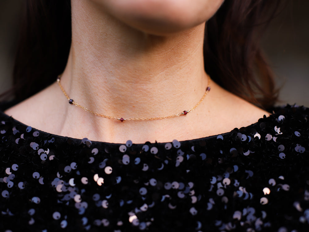 Collier Grenat ras-de-cou chaîne